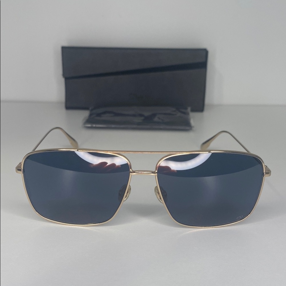 DIOR Stellaire Brand New Gold Frame Sunglasses with Black Lenses Classic Casual